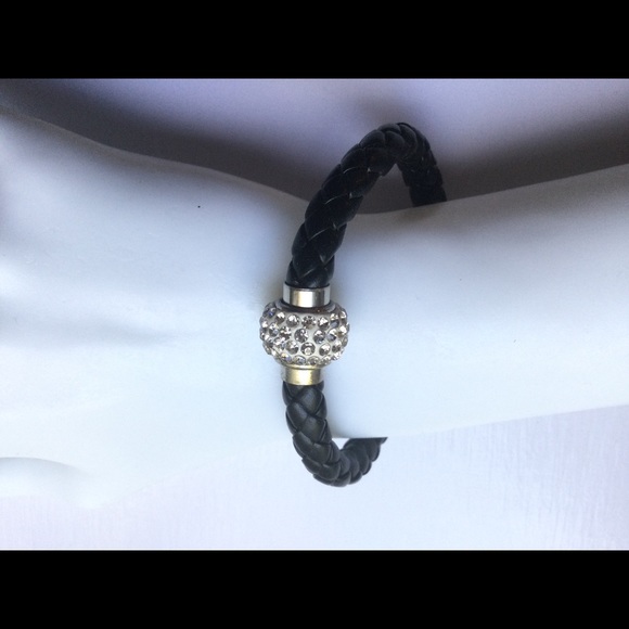 NWT Black Braided Leather Bracelet with Magnetic Rhinestone Inlay Clasp - Picture 7 of 7